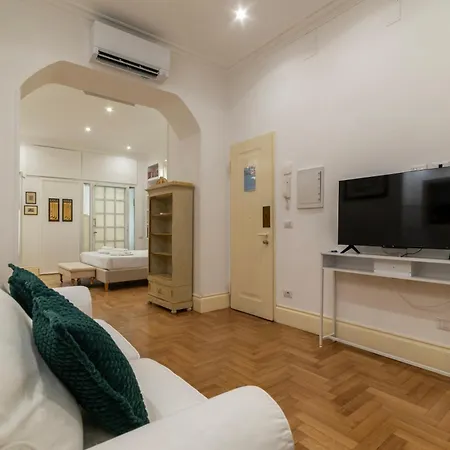شقة The Mirror Next To Spanish Steps روما