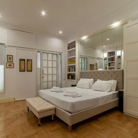 Apartment The Mirror Next To Spanish Steps *